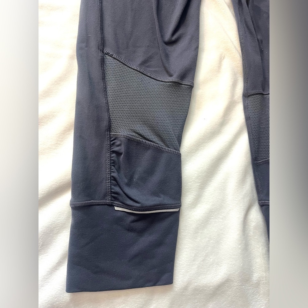 Athleta Gray and Orange Women’s Athletic Workout Exercise Capri Leggings Size XS - Picture 11 of 14